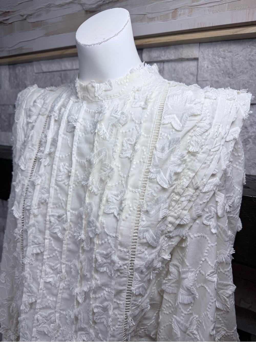 FARM Rio Cream Star-Textured Ruffled-Neck Blouse - Picture 3 of 12